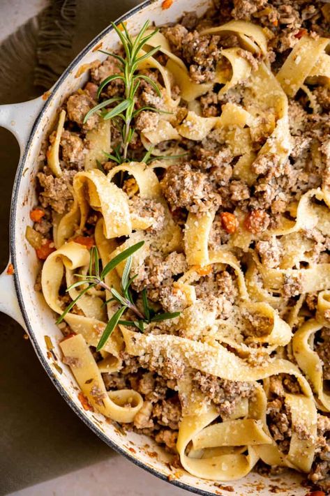 White Ragu, Tagliatelle Recipe, Pork Pasta, Pork Ragu, Ragu Sauce, Beef Ragu, Ragu Recipe, White Sauce Pasta, Eat Beef