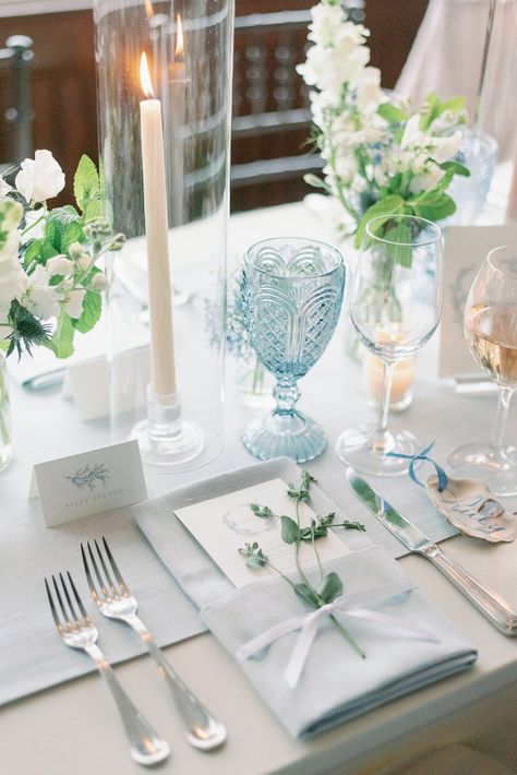 Yaught Club Wedding, Savannah Yacht Club Wedding, Nantucket Style Wedding, Blue Tablescapes Wedding, Costal Wedding Tables, Coastal Farmhouse Wedding, Coastal Grandma Wedding Aesthetic, Classy Coastal Wedding, Coastal Grandmother Aesthetic Wedding