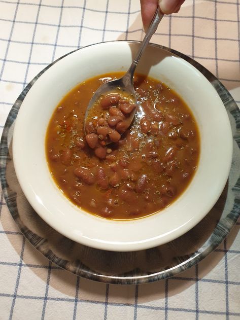 Red Bean Soup Recipe | Family Cooking Recipes Red Beans Soup Recipes, Dark Red Kidney Beans Recipe, Kidney Bean Soup Recipes, Red Bean Soup Recipes, Red Kidney Bean Recipes, Family Cooking Recipes, Albanian Cuisine, Kidney Bean Soup, Dry Beans Recipe