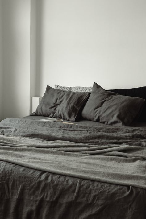 the natural fibers of linen create an inviting sleep environment, helping to calm your mind and body for restful sleep Dark Gray Bedframe, Dark Grey Bedding, Dark Cozy Bedroom, Grey Bed Frame, Grey Linen Bedding, Linen Duvet Cover, Dark Gray Color, Double Duvet Covers, Calm Your Mind