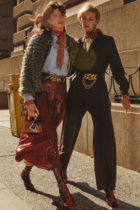 Zara's New Parisian-Inspired Collection Is the Most Expensive-Looking Yet Zara Campaign, Parisian Women, Faux Shearling Coat, Lace Tights, Pinstripe Dress, Zara New, Mode Inspo, Looks Style, Mode Inspiration