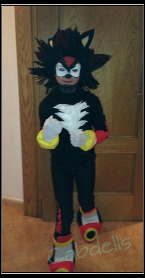 Hedgehog Costume Diy, Sonic The Hedgehog Halloween, Sonic Costumes, Sonic Cosplay, Sonic The Hedgehog Costume, Hedgehog Costume, Shadow Costume, Sonic Costume, Amy Sonic