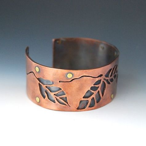 Rivet Jewelry, Cold Connections, Metal Art Jewelry, Bangle Design, Metal Jewelry Making, Copper Jewellery, Copper Leaf, Metalwork Jewelry, Metalsmithing Jewelry