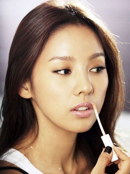 lee hyori 1st gen kpop 2000s rare 2000’s Makeup, Kpop 2000s, Early 2000s Makeup, 2000 Makeup, 2000s Makeup Looks, 1st Gen Kpop, U Go Girl, Asian Makeup Looks, Lee Hyori