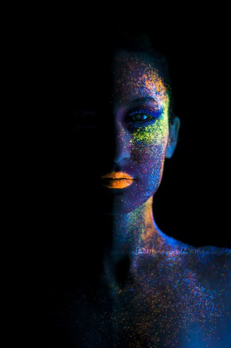 Uv Paint Photography, Black Light Photography, Black Light Photoshoot, Neon Face Paint, Uv Photography, Uv Makeup, Neon Photoshoot, Neon Photography, Custom Menu