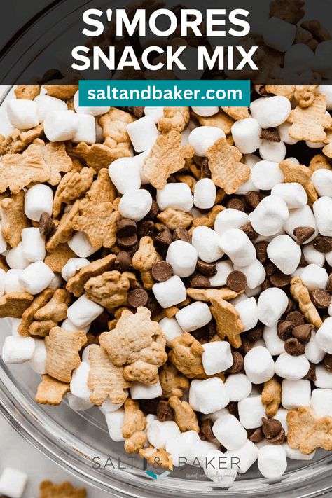 Indulge in the ultimate snackable delight with our S'mores Mix. This irresistible treat captures the nostalgic essence of a campfire classic, combining crunchy Teddy Grahams, rich chocolate chips, and fluffy mini marshmallows. Each bite will transport you back to those cherished summer nights, filled with toasty marshmallows and sweet memories. Trail Mix Charcuterie Board, Happy Camper Party Food, Kids Trail Mix Ideas, Camping Themed Snacks, Camping Theme Food, Cabin Snacks, Camping Snack Ideas, Trail Mix For Kids, Easy Road Trip Snacks