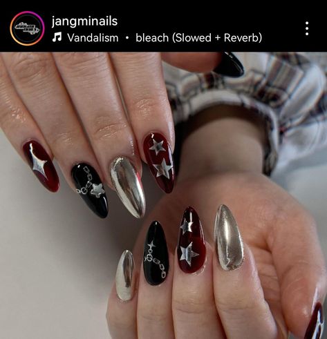 Rockstar Inspired Nails, Gel Nail Designs Grunge, Deftones Nails Ideas, Dark Colour Nail Art, Chase Atlantic Nails Ideas, Fall Grunge Nails, Hit Me Hard And Soft Billie Eilish Nails, Dark Red Aura Nails, Goth Valentines Day Nails