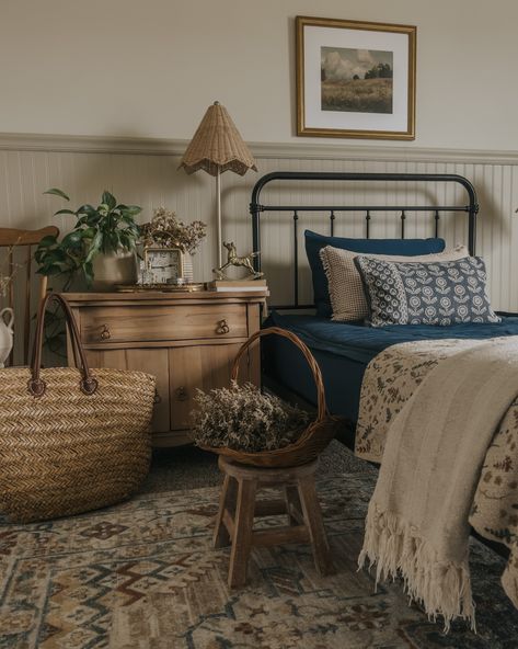 Bedroom Ideas Brown Furniture, Bedroom Ideas Brown, Beadboard Bedroom, Beadboard Accent Wall, Beadboard Wall, Cozy Cottage Bedroom, Cottage Bedroom, Brown Furniture, Dreamy Bedrooms