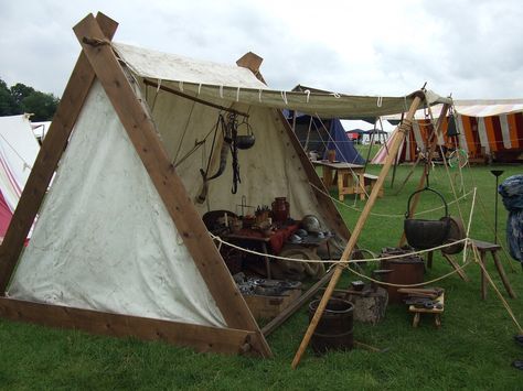 just look at that! totally awesome!  We met some really nice Vikings / Saxons (?) round the corner, young chaps with a comedy history! if its you, please say hi! Festival of History, at Kelmarsh Hall July 2009 Viking Tent, Viking Camp, Zelt Camping, A Frame Tent, Viking Reenactment, Viking Life, Shelter Tent, Cool Tents, La Forge