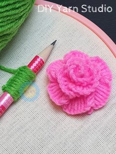 Yarn Flowers Diy, Rose Making, Knitted Flower Pattern, Wool Crafts Diy, Easy Yarn Crafts, Woolen Flower, Woolen Craft, Crochet Applique Patterns Free, Embroidery Lessons