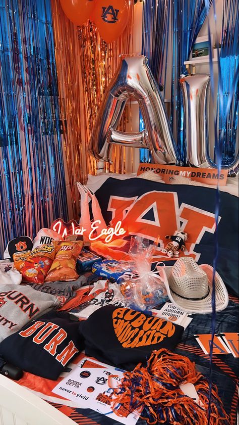 Auburn University Sorority, Auburn Dorm Room Quad, Auburn College Aesthetic, Auburn Grad Party, Auburn Volleyball, Auburn University Aesthetic, Auburn Dorm Room, Auburn Aesthetic, Auburn University Dorm