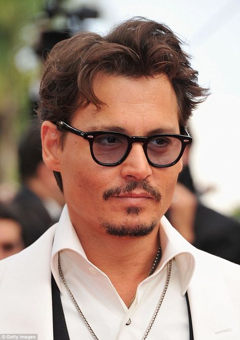 johnny depp sole patch soul patches Van Dyke Beard, Beard Styles Shape, Goatee Beard, Soul Patch, Long Beard Styles, Beard Styles Short, Best Beard Styles, The Lone Ranger, Short Beard