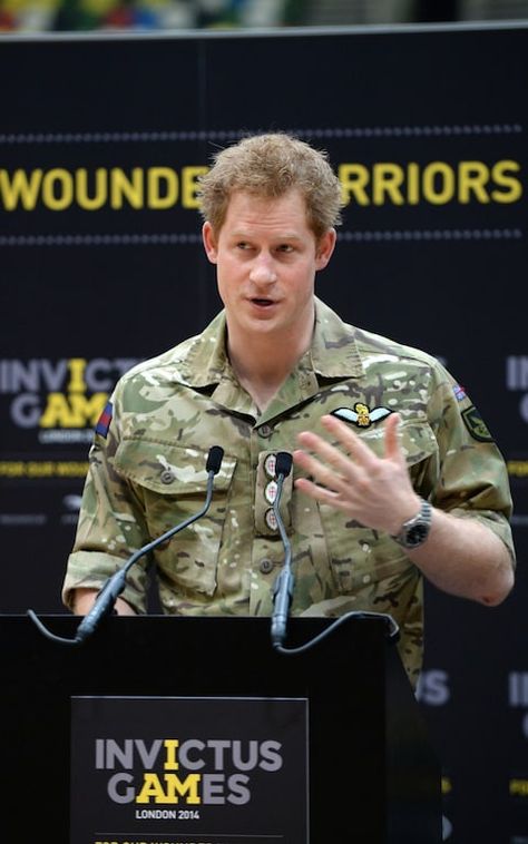 Why this Invictus Games will be the making of Prince Harry Thinking Man, Prinz Harry, Invictus Games, Harry And Meghan, Great Ideas, Prince Harry, British Royals, Military Jacket, Prince