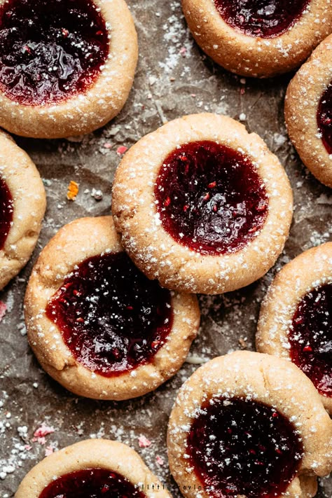 The Ultimate (Easy) Cookie Box For Christmas / 1 Dough, 4 Recipes How To Box, Raspberry Thumbprint, Christmas For Family, Cookies Photography, Raspberry Thumbprint Cookies, Christmas Cookie Box, Gluten Free Gingerbread, Toffee Cookies, Christmas Baking Recipes