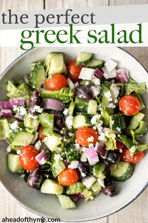 Greek Salad Dressing, Resep Salad, Greek Salad Recipes, Simple Meals, Resep Diet, Ambrosia Salad, Green Peppers, Best Salad Recipes, Lemon Vinaigrette