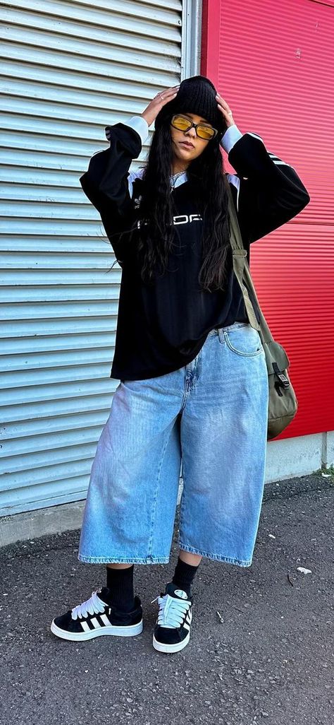 90s Fashion Baggy Jeans, Classy Tomboy Outfits Summer, Boyish Outfits Plus Size, Teddy Fresh Outfit, Colorful Tomboy Outfits, Baggy Fit Women, Baggy Outfit Ideas For Women, Outfit Ideas Streetwear Women, Femme Masc Outfits