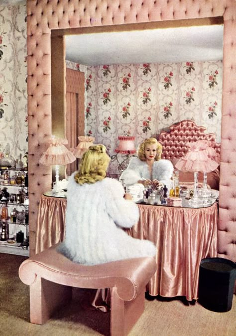 vintage pink decor  | ... Virginia, you can go overboard with tufting, pink, florals and frills Vintage Glam, Pink Room, Pink Decor, Vintage Vanity, Vanity Table, Pink Walls, A Mirror, Beauty Room, Vintage Glamour