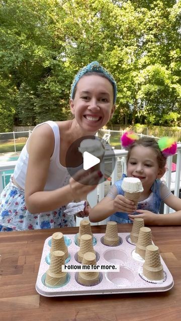 Shannon Doherty on Instagram: "ONLY WAY TO SERVE * ICE CREAM*🍦 GENIUS HACK for serving Ice Cream at all your summer parties!!! SAVE THIS AND SHARE WITH EVERYONE!!

I mean, how smart is this hack?  The only way to serve ice cream at your next party!! you’ll be able to serve so much faster for a large group - the night before the party -  scoop your ice cream in a muffin tray - freeze it!! Then the day of take it out, add your cone and you can serve your ice cream- how smart is this?!!! 

LIKE + COMMENT - “ ice cream” - I will send you a link with all my favorite ice cream hack finds and summer must haves for all your summer parties.!!

FOLLOW ME @athomewith.shannon for all my favorite mom hacks and tips and tricks!! #momhack #icecream #icecreamhack #summerhack #tipsandtricks #didyouknow #h Ice Cream Cone Ideas, Shannon Doherty, School Snacks For Kids, Summer Must Haves, Summer Hacks, Kid Snacks, Serve Ice Cream, Apple Cookies, Baptism Ideas