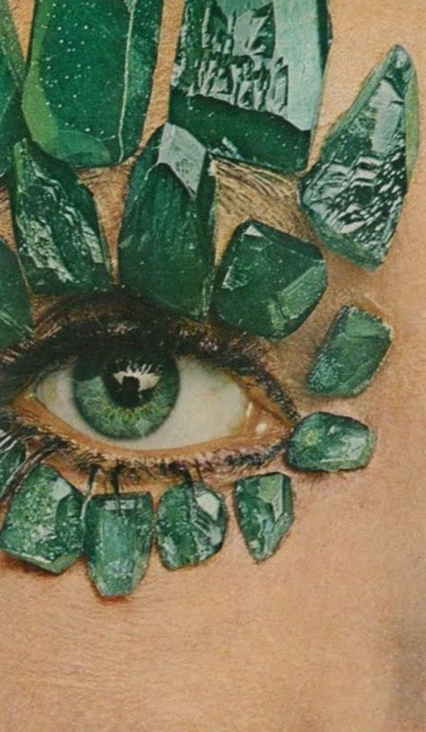 Emerald Eyes, Green Collection, Foto Art, Color Of The Year, Green Aesthetic, An Eye, Pantone Color, Green Eyes, Shades Of Green