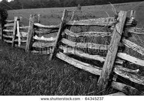 Old fences Fence Reference, Grey Fences, Horse Shelter, Old Fences, Horse Diy, Fence Post, Wood Fence, Old Wood, In The Mountains