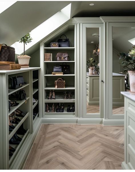 Lydia Millen Closet, Large Dressing Room Ideas, Lydia Millen Dressing Room, Small Dressing Room Ideas With Window, Country Dressing Room, Loft Dressing Room, Cottage Dressing Room, Neutral Dressing Room, Millen Gordon Home