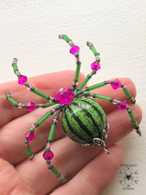 Summertime Pink and Green Watermelon Fruit Christmas Spider Holiday Tree Ornament - Etsy Canada Tri Beads Crafts Projects, Christmas Spider Diy, Wire Insects, Beaded Watermelon, Weird Ornaments, Bead Spiders, Beaded Suncatchers, Bead Spider, Christmas Spiders