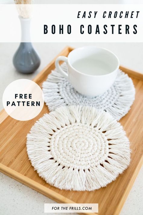 Beginner Crochet Coasters, Coasters Free Pattern, Crochet Coasters Free Pattern, Confection Au Crochet, Crochet Coaster Pattern, Crochet Simple, Crochet Kitchen, Beginner Crochet, Pola Sulam