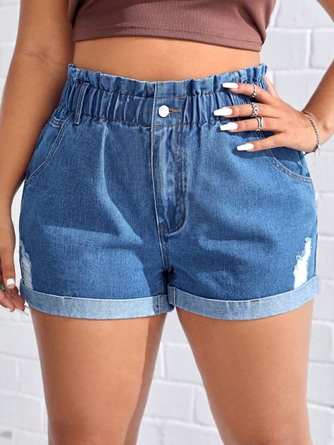 SHEIN EZwear Shorts en mezclilla de cintura con volante bajo de doblez desgarro Dream Closet Outfits, Plus Size Denim Shorts, Plus Size Denim, Ripped Denim Shorts, Shorts Outfits, Ripped Denim, Men's Beauty, Shorts Jeans, Trendy Tops