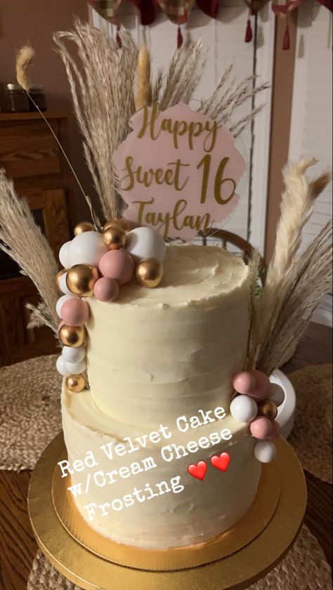 Sweet 16 Red Velvet Cake, Boho Sweet 16 Ideas, Country Sweet 16, 16th Birthday Cake For Girls, Sweet Sixteen Cakes, Sweet Sixteen Birthday Party Ideas, Twins Cake, Boho Cake, Sweet 16 Birthday Cake