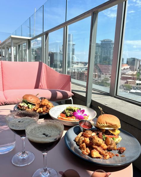 Rooftop brunch season has officially begun! 🩷 @lajacksonbar has been one of my favorite places in Nashville for years but I had no idea their brunch was so amazing! I got the Huevos Rancheros and it was simply incredible. Vibes and views were 10/10 as usual. #nashvilleliving #nashvilleblogger #lajackson #nashvillerooftop #brunchoutfit #brunchlife #springoutfits #nashvillelocal #nashvilleinfluencer Birthday Brunch Restaurant, Places In Nashville, Realtor Content, Rooftop Event, Lounge Vibes, Rooftop Brunch, Brunch Aesthetic, Brunch Restaurants, Nashville Trip