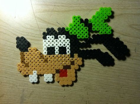 Goofy Perler Hama Disney, Perler Bead Creations, Hama Mini, Bead Templates, Perler Creations, Fuse Bead Patterns, Bead Creations, Perler Bead Templates, Perler Crafts