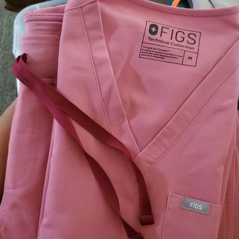 Figs Scrub Set / Pants-P Pink Dusty, Figs Scrubs, Dusty Rose Color, Scrub Sets, Rose Color, Dusty Rose, Fig, Scrubs, Pants