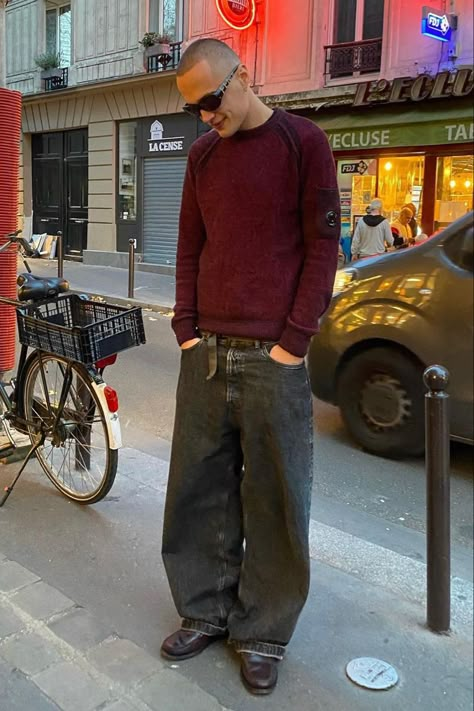 Mod Outfit Men, Uk Streetwear Aesthetic, Baggie Jeans Outfit, Baggy Jeans Outfits, Mod Outfit, Sweater Outfits Men, Baggy Jeans Outfit, Mens Y2k, Black Tees