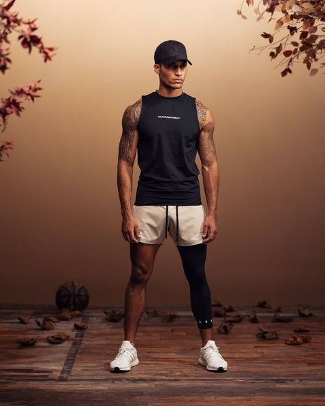 Mens Gym Outfits Style, Gym Rat Outfit, Rat Outfit, Mens Gym Outfits, Sportwear Outfit, Gym Chic, Activewear Photoshoot, Boxing Clothes, Moda Academia