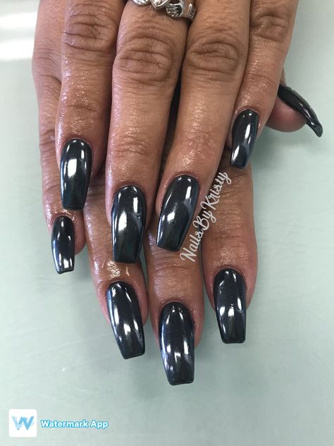 Gun metal chrome coffin nails Black Crome Nails Coffin, Black Nails Acrylic Chrome, Black Chrome Nails Square, Nails Acrylic Black Chrome, Dark Coffin Nail Ideas, Black Chrome Nails Coffin, Black Chrome Acrylic Nails Coffin, Gunmetal Chrome Nails, Black Metallic Nails