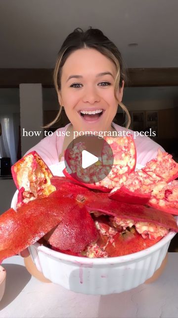 Carleigh Bodrug on Instagram: "🤯💕EP 63: SCRAPPY COOKING: pomegranate peel powder edition. Follow for more low waste recipes and tag a friend who needs this one. NOTE: not as a face exfoliant (too grainy), better for body!
.
⚡️Video inspired by @creative_explained. I have the full recipe breakdown and instructions live now at plantyou dot com. ENJOY 💕
.
#recipe #zerowaste #healthy #healthylifestyle #healthyfood #healthyeating #eatmoreplants #plantbased #plantbaseddiet #plantbasedfood #vegan #vegandiet #pomegranate" Low Waste Recipes, What To Do With Pomegranate Seeds, Pomegranate Peel Powder, Scrappy Cooking, Carleigh Bodrug, Face Exfoliant, Creative Explained, Pomegranate Peel, One Note