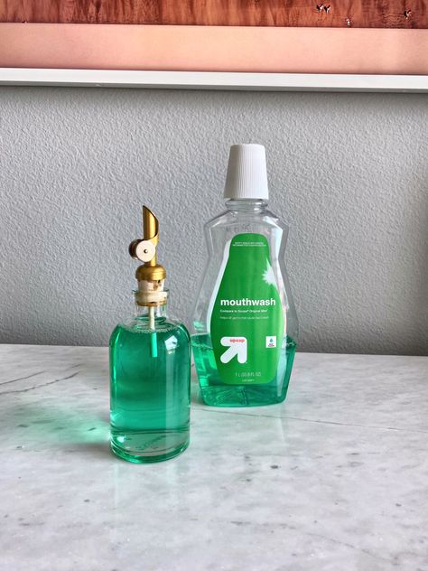 Mouth Wash Dispenser Ideas, Mouthwash Dispenser Ideas, Mouth Wash Dispenser, Dispenser Ideas, Mouthwash Dispenser, Homemade Mouthwash, Mouth Wash, Vinegar Dispenser, Glass Dispenser