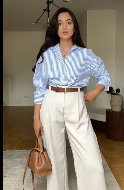 Fashionable Work Outfit, Stylish Work Attire, Blue Striped Shirt, Business Casual Outfits For Work, Classy Work Outfits, Stylish Work Outfits, Casual Chic Outfit, Casual Work Outfits, Trend Fashion