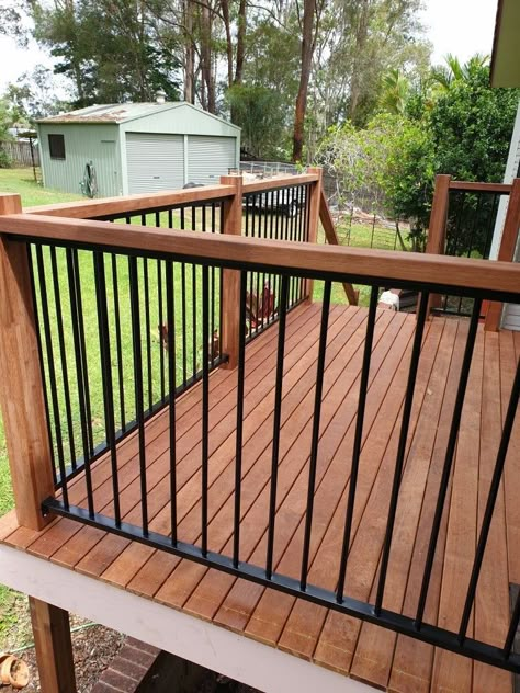 Metal And Wood Railing Outdoor, Wood And Wrought Iron Deck Railing, Wood Deck Designs Railing, Metal Porch Railing Designs, Metal Railing For Deck, Black Metal Deck Railing, Exterior Deck Railing, Concrete Patio Railing Ideas, Decking Balustrade Ideas