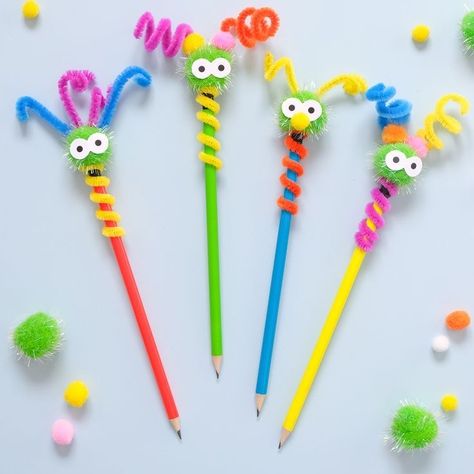 Pencil Topper Crafts, Diy Pencil, Pipe Cleaner Crafts, Easter Decorations Christian, Pencil Toppers, Diy Crafts For Kids Easy, Fun Crafts For Kids, Easter Table, Preschool Art