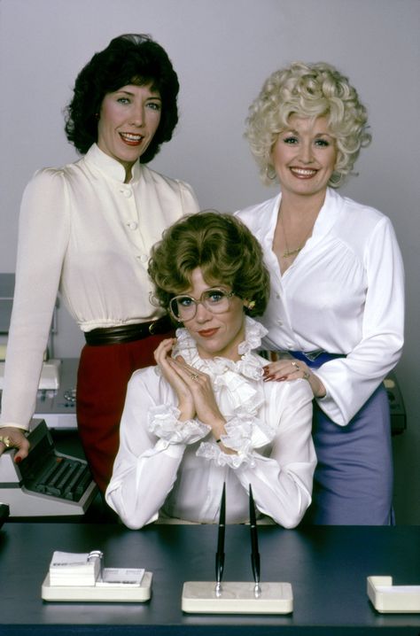 Jane Fonda With Dolly Parton and Lily Tomlin Pictures | POPSUGAR Celebrity Dolly Parton, Dolly Parton pictures, Dolly Parton quotes, dolly parton tattoo, dolly parton costume, Dolly Parton's Imagination Library, Dolly Parton 1, MsLucky Dolly-Parton, Dolly Parton Is the Best! More at: amzn.to/3024ytO Dolly Parton Costume, Dolly Parton Pictures, Lily Tomlin, Nine To Five, 3 Best Friends, Three Women, 9 To 5, Jane Fonda, Hello Dolly