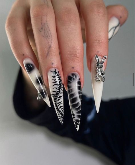 Horror Nails, Junk Nails, Skull Nails, Punk Nails, Gothic Nails, Goth Nails, Edgy Nails, Grunge Nails, Glow Nails