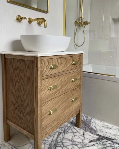 Countertop Vanity Unit, Traditional Vanity Unit, Half Panelled Walls Bathroom, Freestanding Bathroom Vanity, Bathroom Wooden Vanity, Dark Wood Bathroom Vanity, Wooden Vanity Bathroom, Wood Vanity Bathroom, Bathroom Vanity Oak