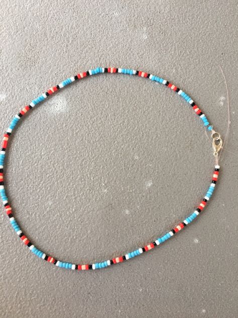 Preppy Jewelry, Beaded Jewelry Necklaces, Indie Jewelry, Beaded Necklace Designs, Beaded Necklace Diy, Beads Bracelet Design, Summer Bracelets, Handmade Wire Jewelry, Beaded Bracelets Diy