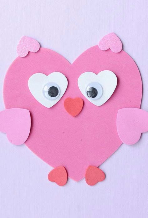 Owl Valentine Craft, Harvest Crafts For Kids, Heart Crafts Kids, Valentines Kids Crafts, Valentines Classroom Decorations, Valentine Hearts Art, Valentine Paper Crafts, February Crafts, Valentine's Day Crafts For Kids