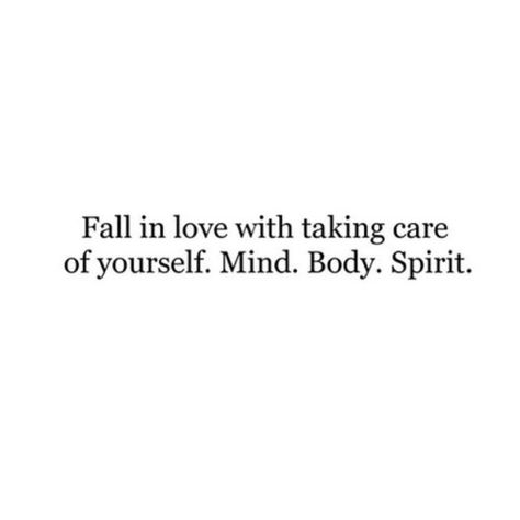 One of the best things you could ever do, is focusing on YOURSELF. That doesn’t mean ignoring those around you - that means really LOVING yourself and acknowledging all the great things about yourself. Look after you body, it’s the only one you will... Focusing On Yourself Quotes, Focusing On Yourself, Kayla Itsines, Romanticizing Life, Boss Quotes, Mind Body Spirit, Happy Words, Les Sentiments, Self Love Quotes