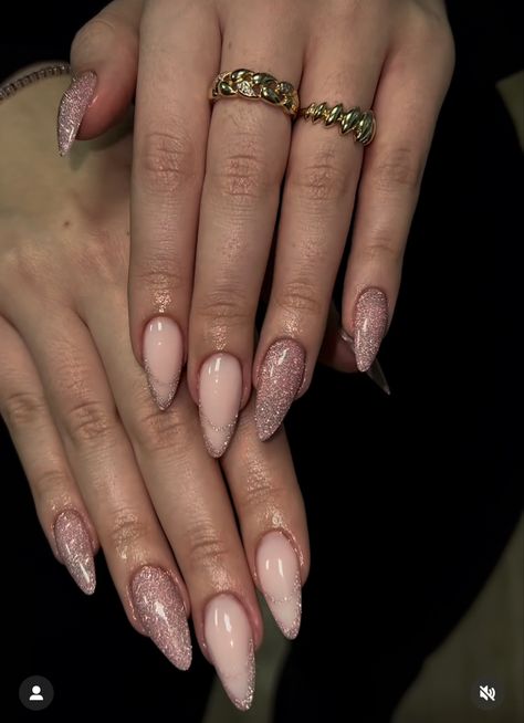 Nude Glitter Nails, Heavenly Nails, Glitter French Nails, Coffin Nails Ombre, Hard Gel Nails, Glamour Nails, Minimal Nails, Casual Nails, Acrylic Nails Coffin Pink