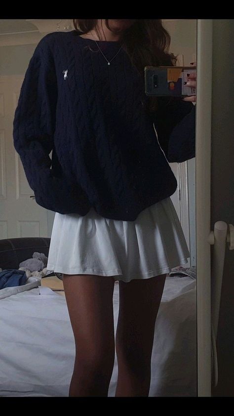 6th Form Outfits, Impress Your Crush, Sixth Form Outfits, Looks Pinterest, Jumper Outfit, Skandinavian Fashion, Stockholm Fashion, Ralph Lauren Outfits, White Skirt