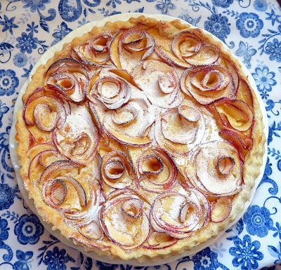 Apple & Cardamom Custard Tart Cardamom Custard, Bread Custard, Sticky Lemon Chicken, Apple Cardamom, Cardamom Bread, Butter Puff Pastry, Bacon Fried Cabbage, Apple Puff Pastry, Homemade Custard