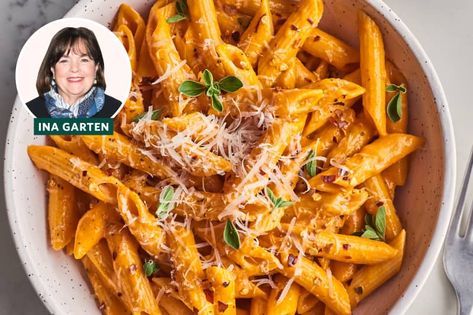 Best Vodka Sauce, Pasta Receipes, Pasta Alla Vodka, Vodka Sauce Recipe, Best Vodka, Monday Recipes, Penne Alla Vodka, Alla Vodka, Ina Garten Recipes